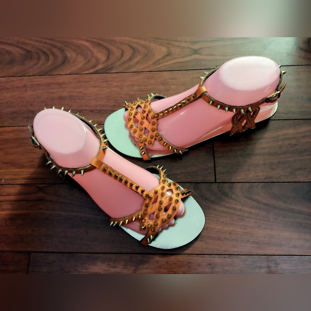 🆕London Trash Orange Spike Sandals Sz 8